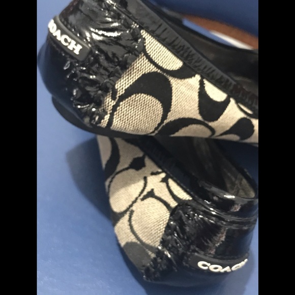 Coach signature canvas/leather flats - Picture 16 of 16